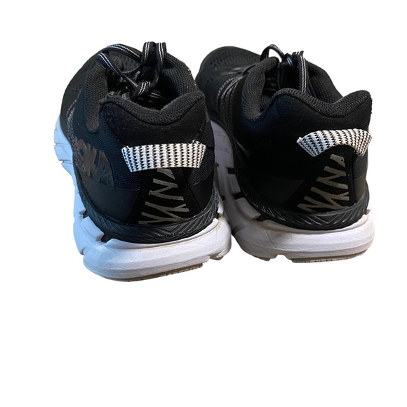 Hoka One One Clifton 6 Black White Women Running Shoes 1102873 BWHT Size 7.5 - Picture 9 of 16